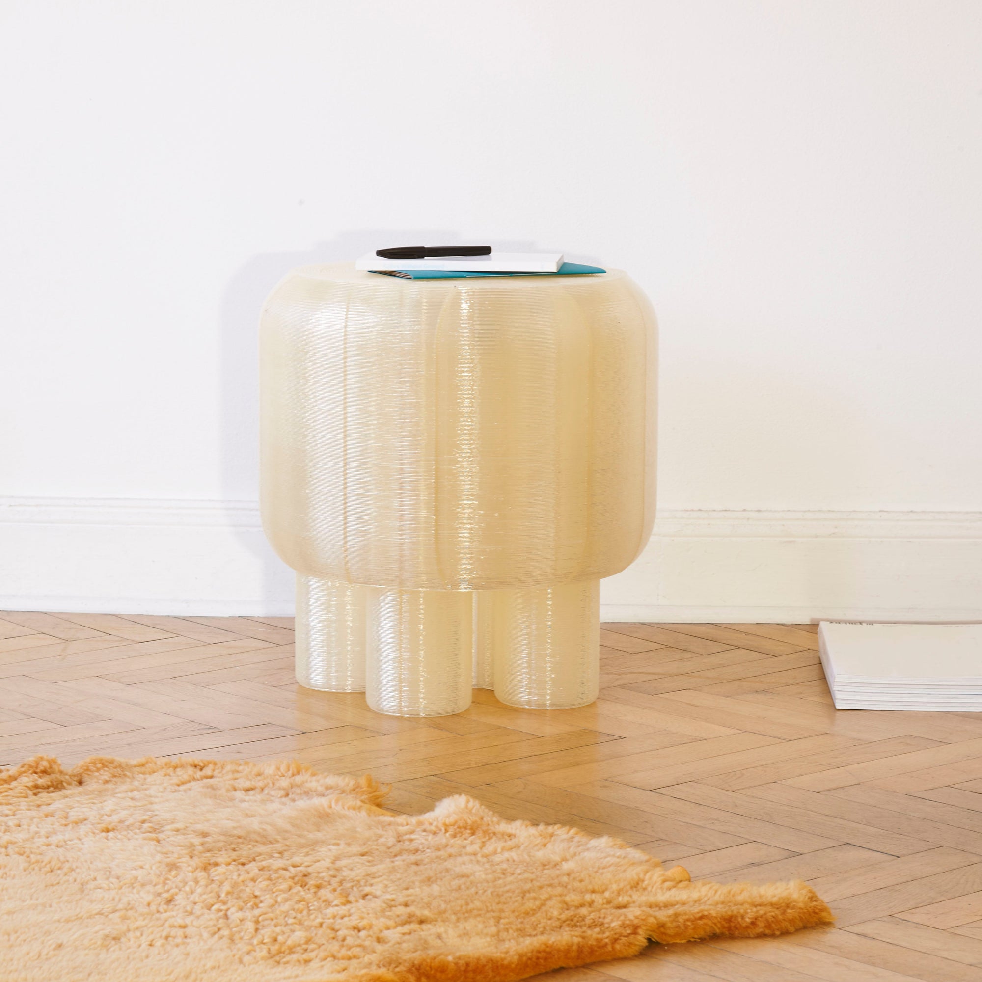 ony sidetable